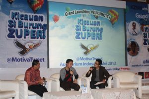 Ali Akbar & Reza Nurhilman dalam launching Buku Motty