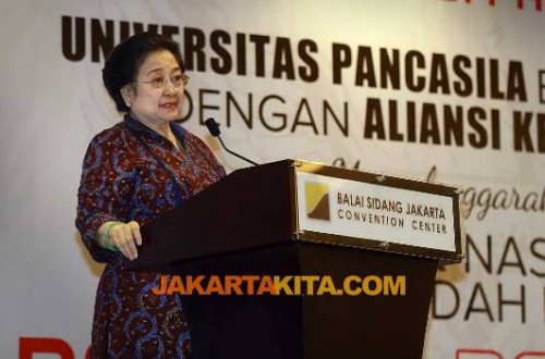 megawati-peluncuran buku Revolusi Pancasila